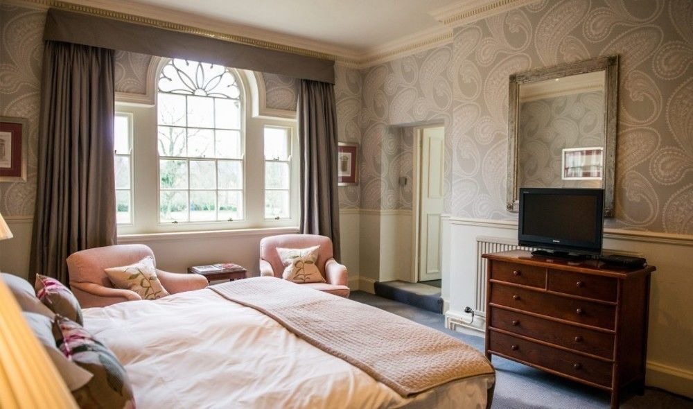 Отель The Elms Abberley Экстерьер фото